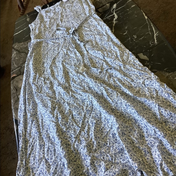 New with defect madewell ruffled wrap maxi dress size 8 - Picture 9 of 10